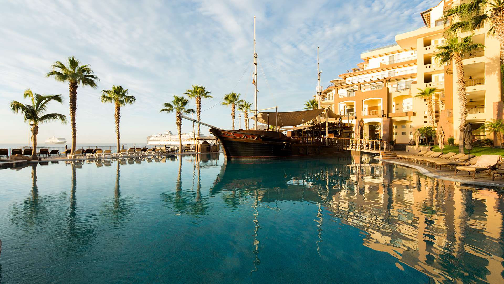 Optimizada villa del arco cabo san lucas el bucanero restaurant 06