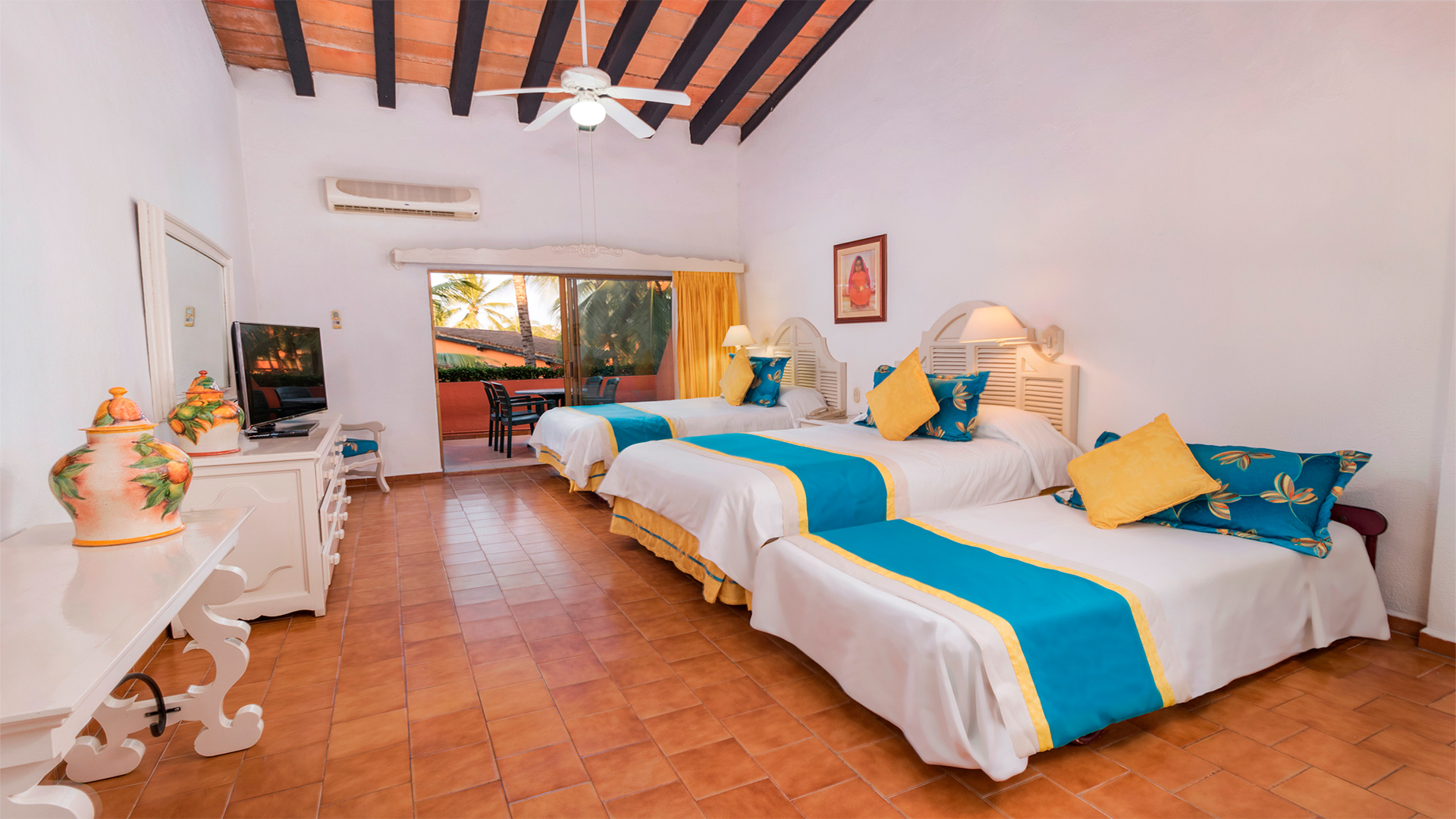 Villa del mar puerto vallarta family suite 1